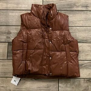 Amazon Acesulu Store women’s puffer vest NWT-one flaw